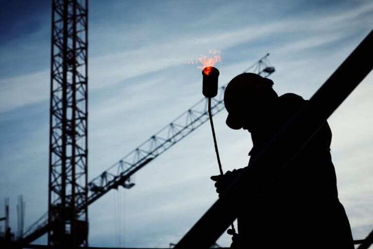 Conversión de Suelo Industrial a Residencial: Guía Completa para Cambiar el Uso del Suelo cambiar-suelo-industrial-a-residencial