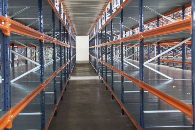 La importancia del orden en los almacenes textiles y tiendas 1118193211w2